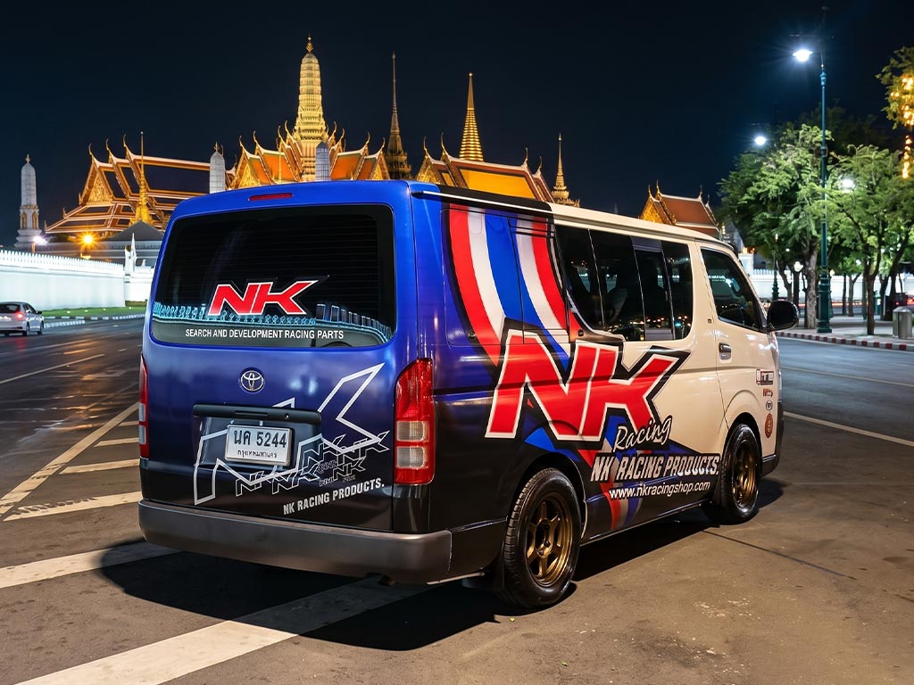 ผลงานรีแบรนด์สติ๊กเกอร์รถตู้บริษัทหลังติดตั้งลายใหม่ อัปเดตภาพลักษณ์องค์กร