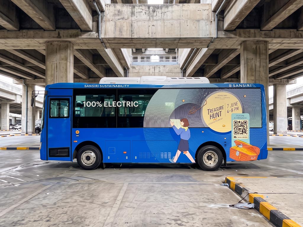 สติ๊กเกอร์รถ Roadshow ด้านข้างรถบัส Sansiri ดีไซน์กราฟิกเต็มคัน ความละเอียดสูงสำหรับวิ่ง Route