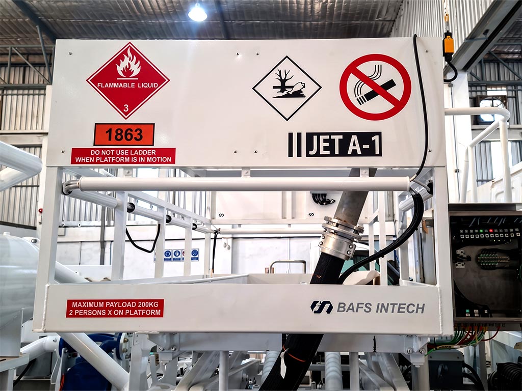 ป้ายทรัพย์สินและครุภัณฑ์ ทนสารเคมีและน้ำมันเชื้อเพลิง JET A-1 ตามวัสดุและเงื่อนไขการใช้งานจริง