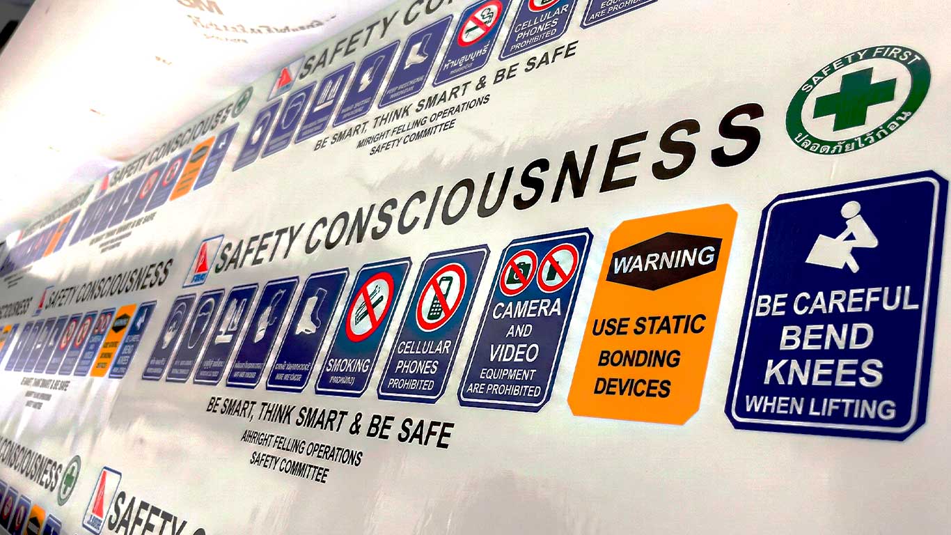 แผ่นป้าย Safety Consciousness และข้อความเตือน ผลิตตามสเปกข้อกำหนดอุตสาหกรรม