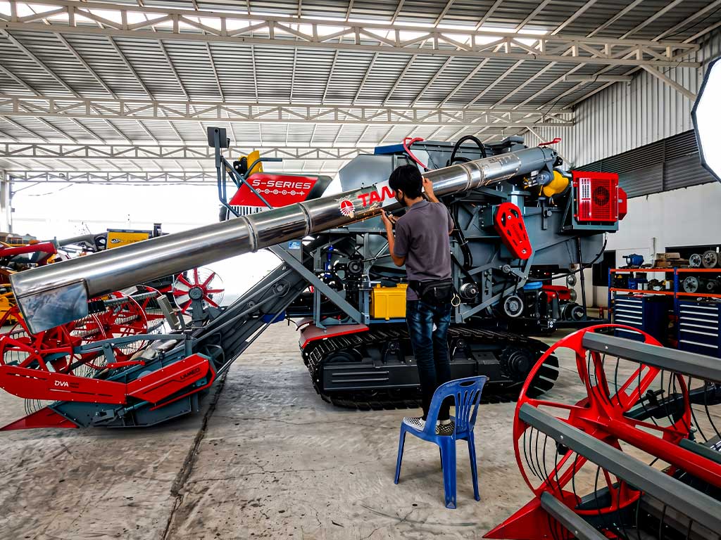 การติดป้าย Asset Tag Identification บนชิ้นส่วนเครื่องจักรกลหนักเพื่อการตรวจสอบทรัพย์สินและครุภัณฑ์