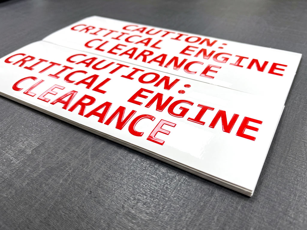 ป้ายความปลอดภัยโรงงาน สติ๊กเกอร์ CAUTION CRITICAL ENGINE CLEARANCE เตือนระยะห่างปลอดภัยเครื่องยนต์
