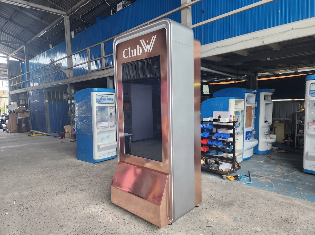 รับทำสติ๊กเกอร์กาวเหนียวพิเศษสำหรับตู้คีออส งานติดบน Powder Coat และผิวโลหะที่ยึดเกาะยาก