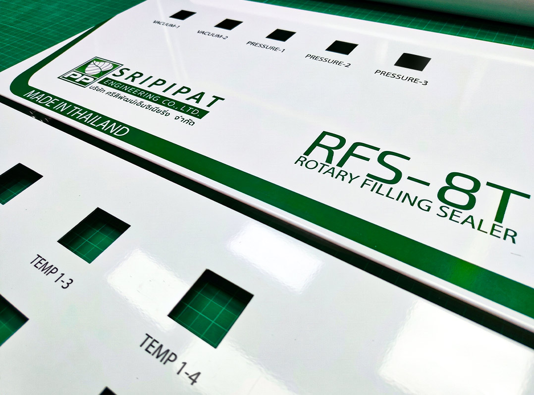 สติ๊กเกอร์ป้ายตู้คอนโทรล RFS-8T แสดงระบบควบคุมแรงดัน Pressure และแรงดูด Vacuum