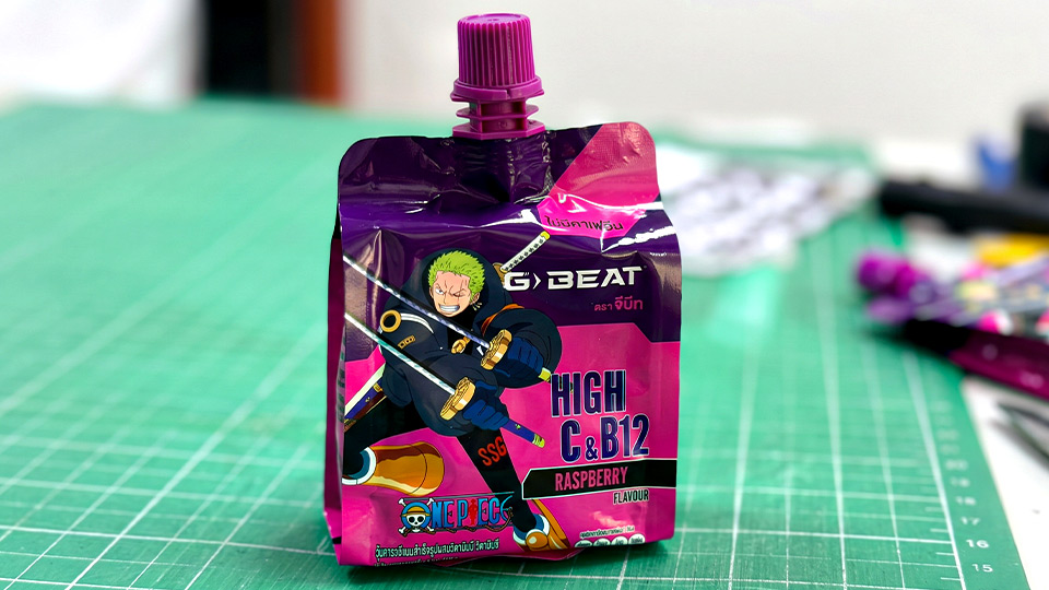 รับผลิตสติ๊กเกอร์ฉลาก อย. ซองเพาช์มีจุก G BEAT วันพีซ จัดวางฟอนต์ High C & B12 ชัดเจนแม้พื้นที่ฉลากขนาดเล็ก