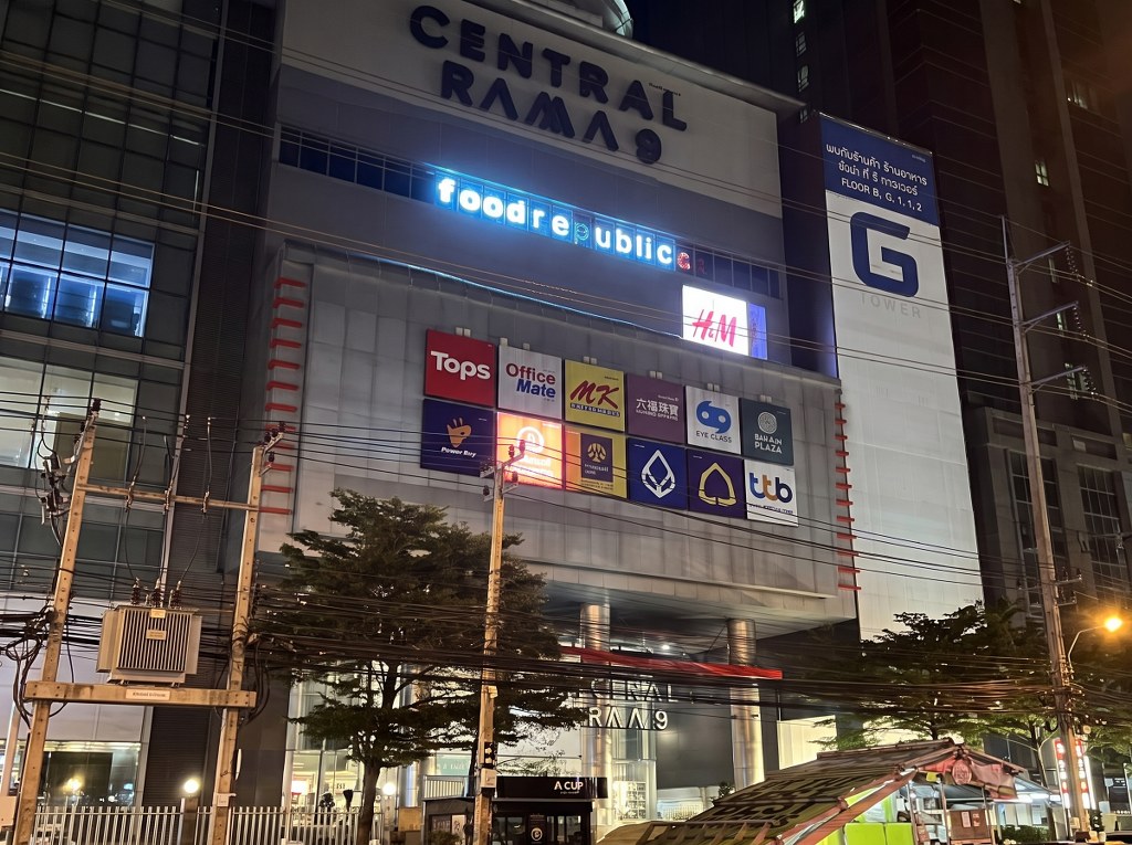 รับทำสติ๊กเกอร์ติดภายนอก ทนแดด ทนฝน ป้ายไฟฟาซาดอาคารสูง งานกลางแจ้งทน UV ทนความชื้น อายุใช้งานยาว